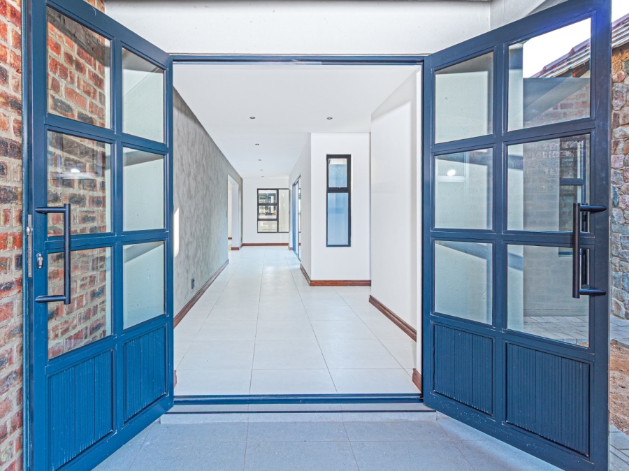 4 Bedroom Property for Sale in Landsmeer Residential Estate North West